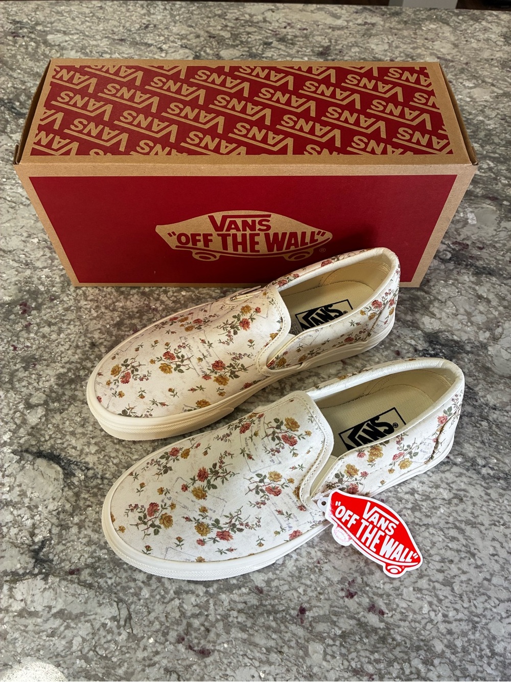 Women’s Vans Cream Slip-On Sneakers with Floral/Marshmallow  print